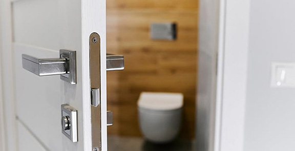 Onderzoek: privacy op het toilet en in de badkamer